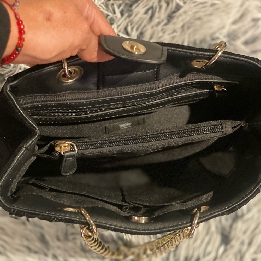 Mossimo black suede handbag with Gold chain - Picture 3 of 10